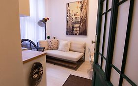 Junior Orange Apartment Next To Danube